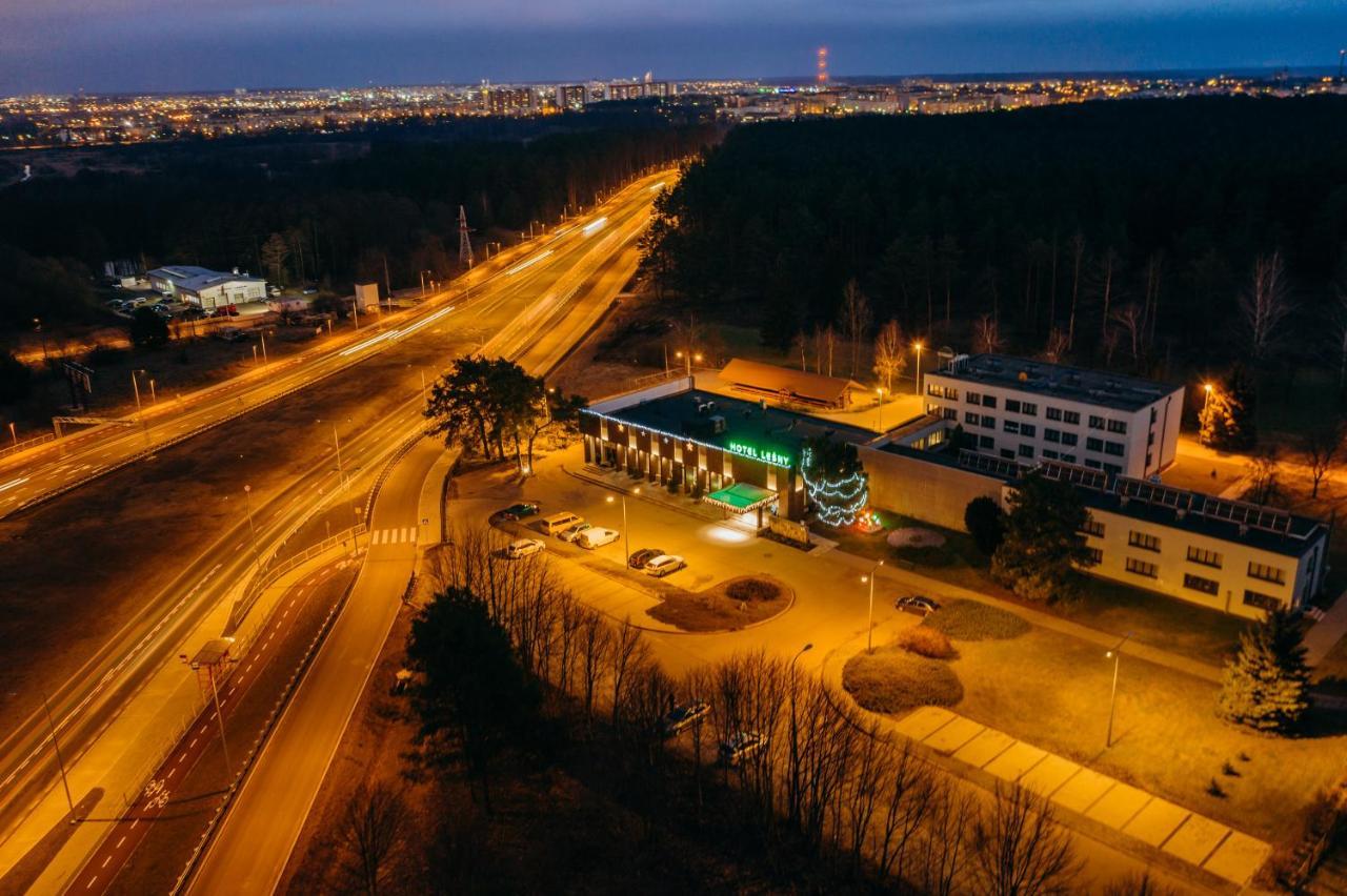 Hotel Lesny Белосток Экстерьер фото