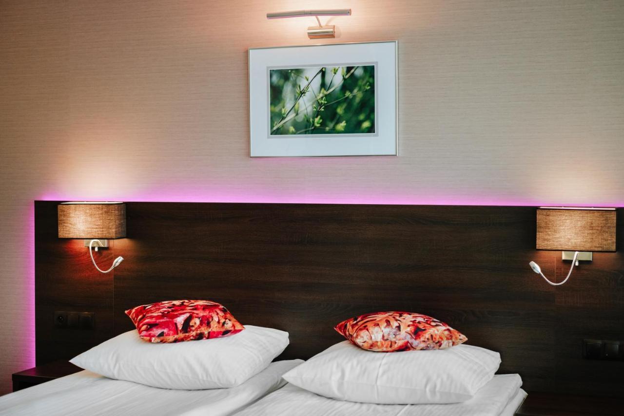 Hotel Lesny Белосток Экстерьер фото